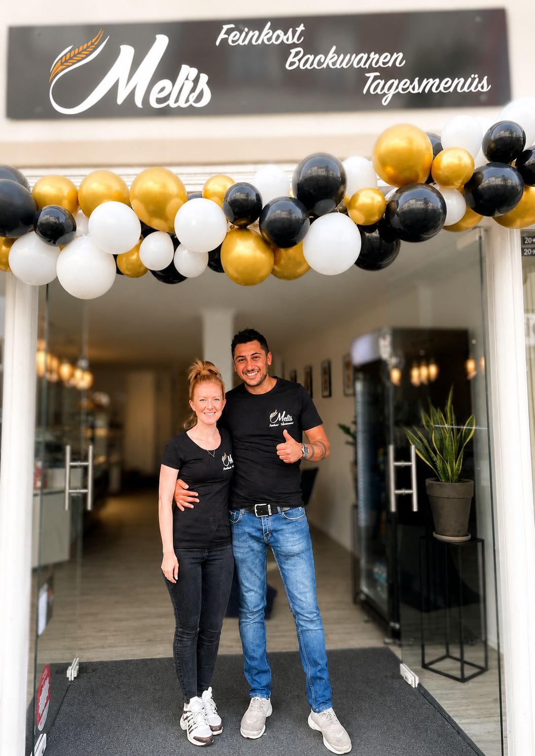 Elisa & Özgür Özer